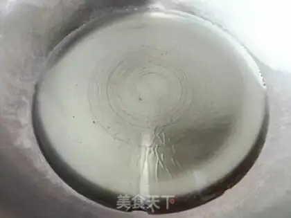 Make Homemade pepper oil step 3