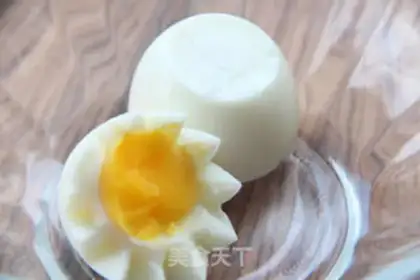 Make ♪ To hatch a chick ♪ step 2