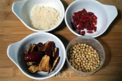 Make Red dates, soybeans step 0