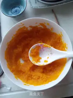 Make Pumpkin buns step 1