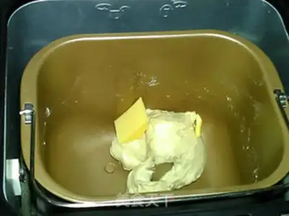 Make Almond cream cheese snack step 2