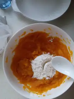 Make Pumpkin buns step 4