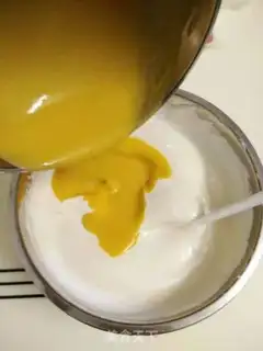 Make Caramel cake step 19