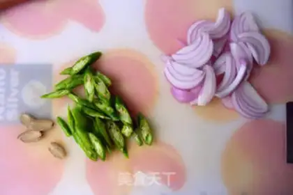 Make The chili chicken slice step 1