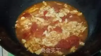 Make Tomato fried eggs step 6