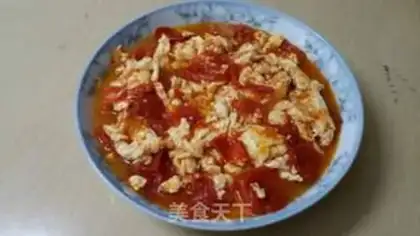 Make Tomato fried eggs step 8