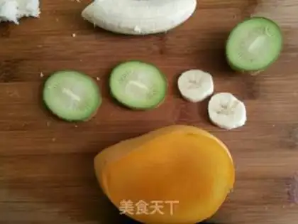Make Fruit toast step 2