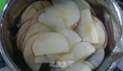 Make Roast apple rose roll step 5