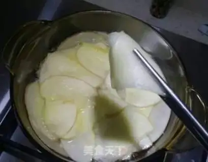 Make Roast apple rose roll step 7