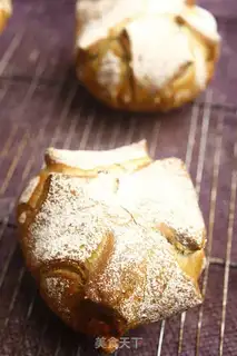 Make A pineapple bread step 13