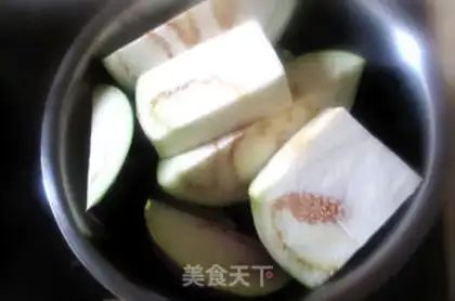 Make The cold hand tore the eggplant step 0