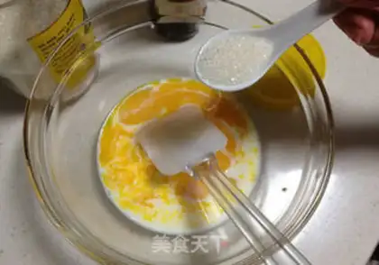 Make The cranberry rice cake step 1