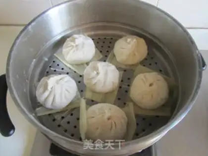 Make Four season bean pork buns step 10
