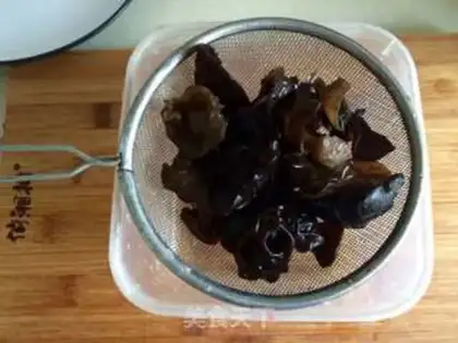 Make Chicken groceries with dried rice powder step 11