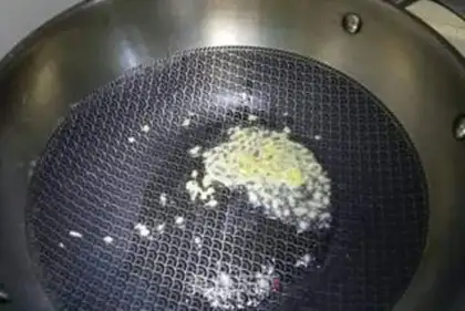 Make Onion shrimp step 4