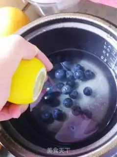 Make Blueberry jelly step 3