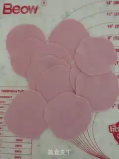 Make Creative pasta rose pack step 10