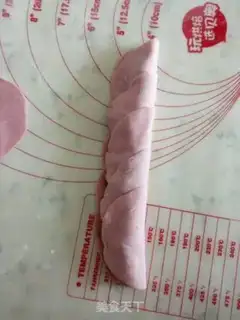 Make Creative pasta rose pack step 12