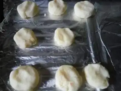 Make Cheese roasted potatoes step 1