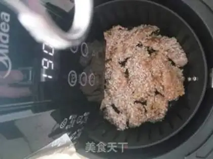 Make Roasted chicken wings, fried pan step 2