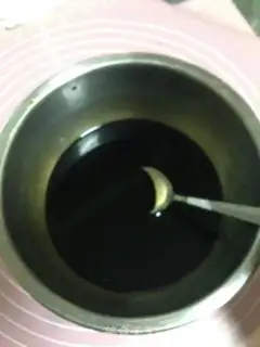Make Red sugar with a bouquet step 0