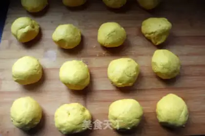 Make Pumpkin step 6