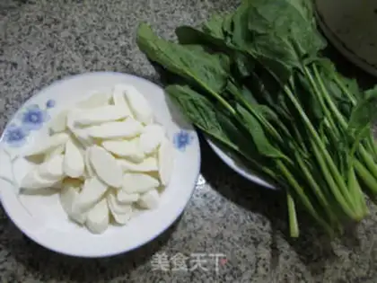 Make Spinach Fried Mountain step 0