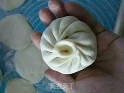 Make Potato pork buns step 12
