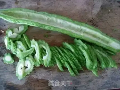 Make A cold, bitter melon step 0