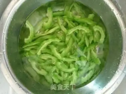 Make A cold, bitter melon step 3
