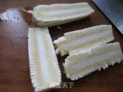 Make Carrot sticky corn juice step 1