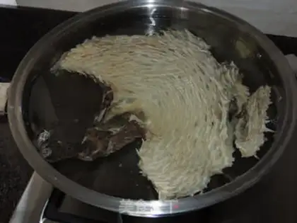 Make A fish-skin soup from the royals step 1