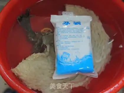 Make A fish-skin soup from the royals step 4