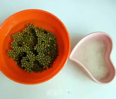 Make Green bean congee step 1