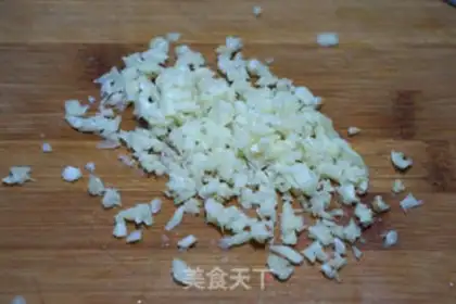 Make Garlic white meat step 8