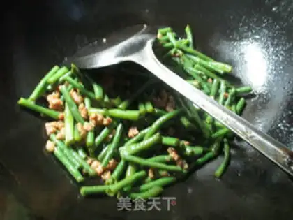 Make Meatloaf with beans step 5