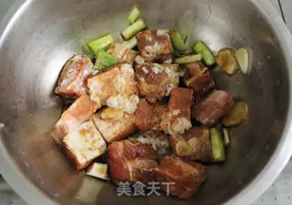 Make The fragrance evaporated ribs step 2