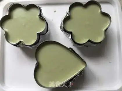Make Sakura with tea mousse step 12