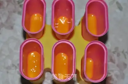 Make Gradient mango yogurt ice step 1