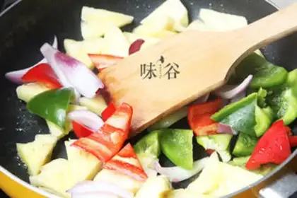 Make Sweet pineapple ribs step 9