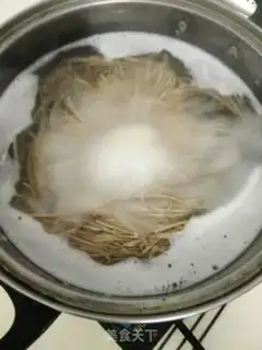 Make Spicy meat sauce with wheat noodles step 11