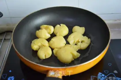 Make Pepper salt potatoes step 2