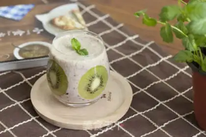 Make A blueberry milkshake step 7