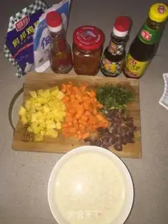 Make Sausage pineapple rice step 0