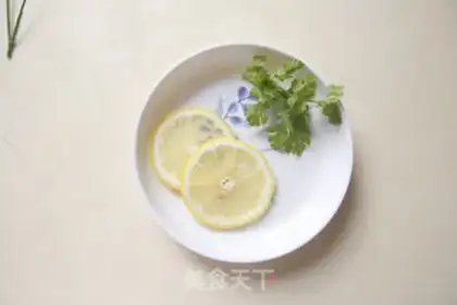 Make Lemon fried gold chow step 0