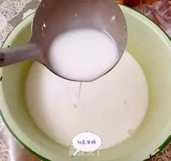 Make Simple pancakes step 0