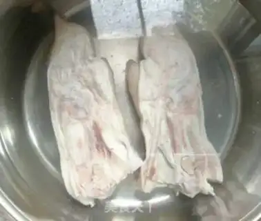 Make Fresh water stewer step 1