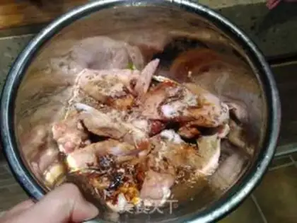 Make The honey is on the wings step 0