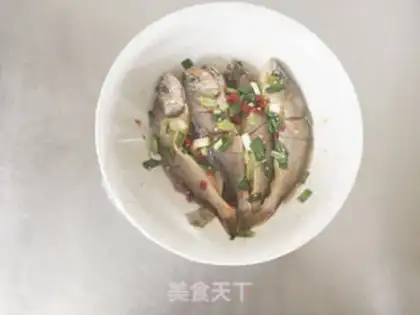 Make Spicy little yellowfish step 3