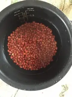 Make Make your own red bean cake step 1